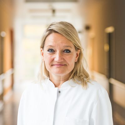 Dr. Manuela Seifert German breast specialist and plastic surgeon