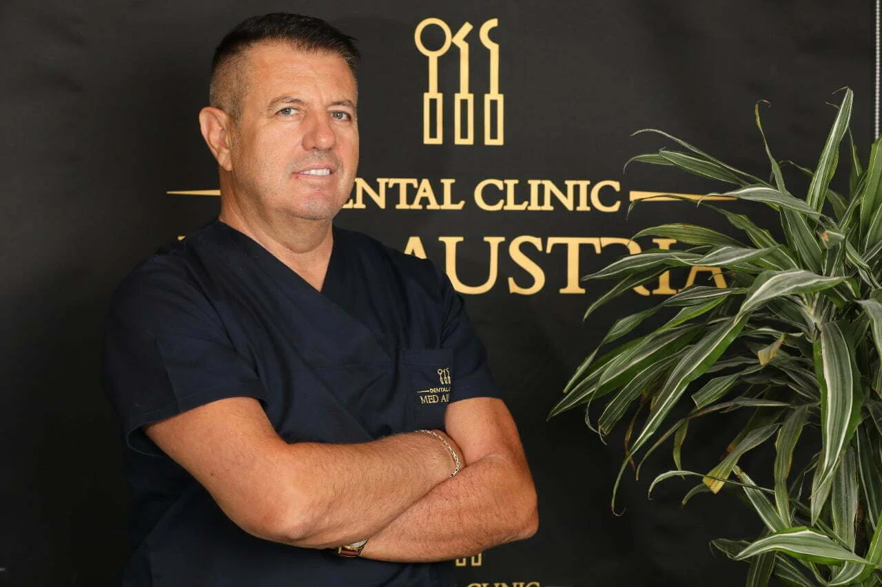 Dr. Mentor Zeqja