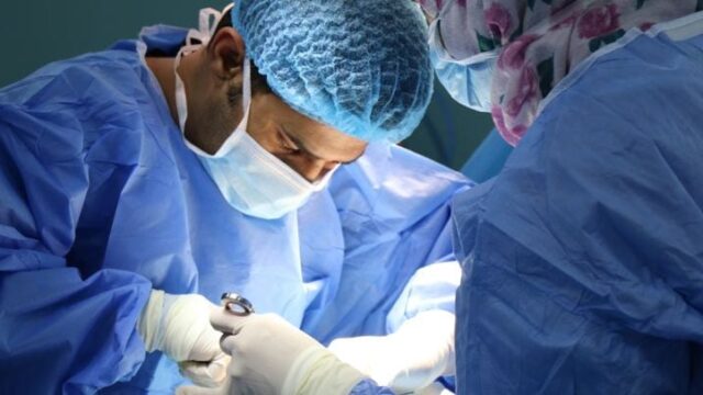 best doctors for cancer treatment in India.