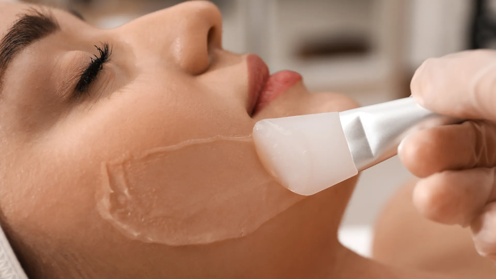Facial Rejuvenation Treatments in Dubai: Restore Your Youthful Glow