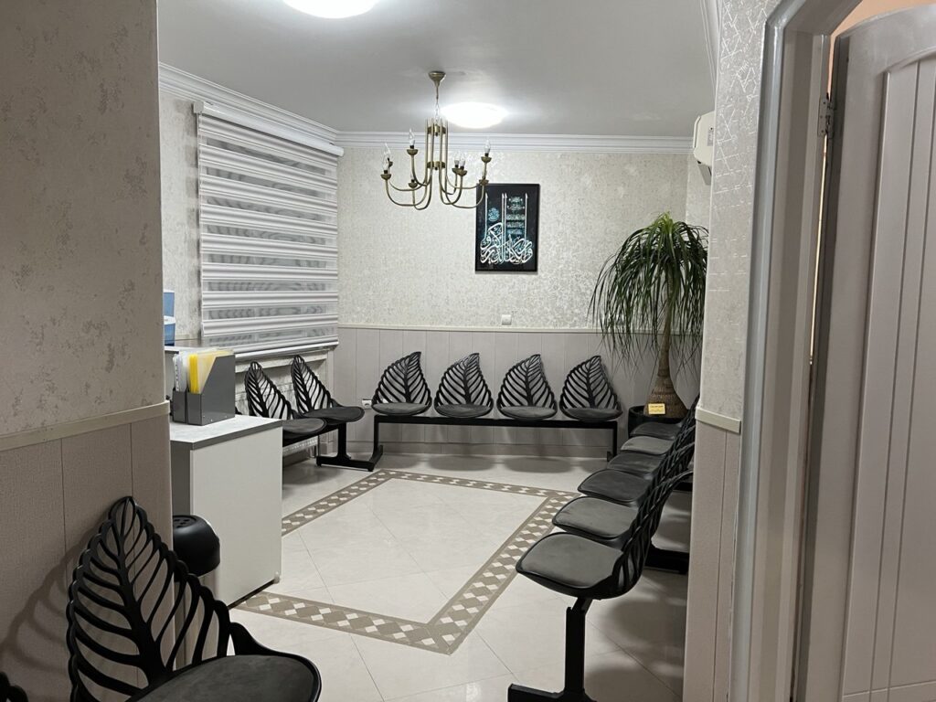 photo-5769660604057586706-y